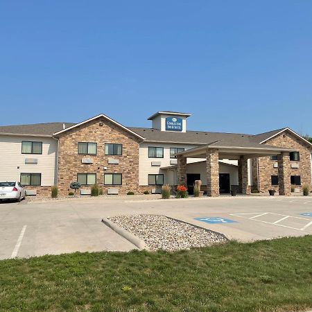 Cobblestone Inn & Suites - Clarion Bagian luar foto