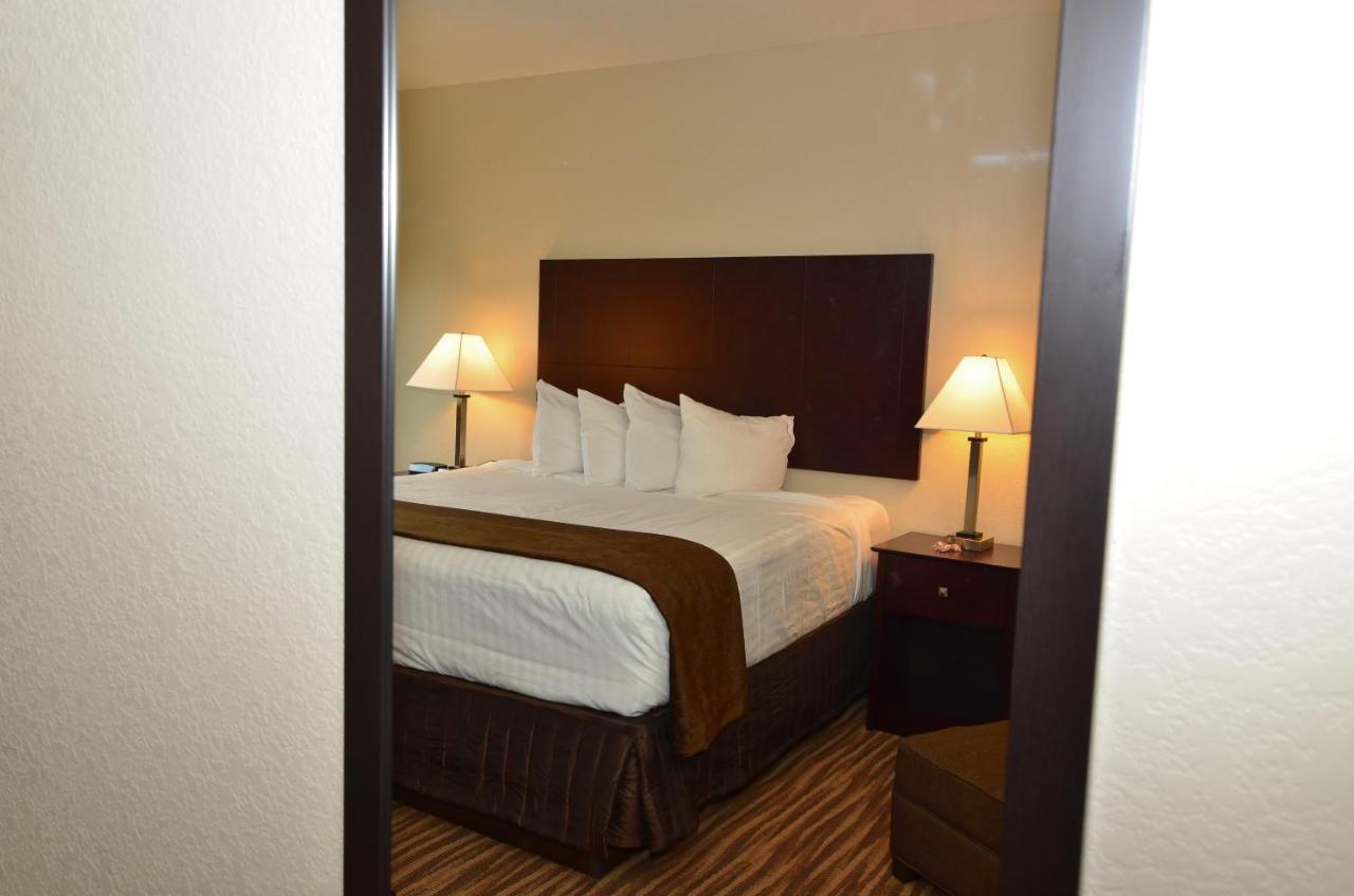 Cobblestone Inn & Suites - Clarion Bagian luar foto