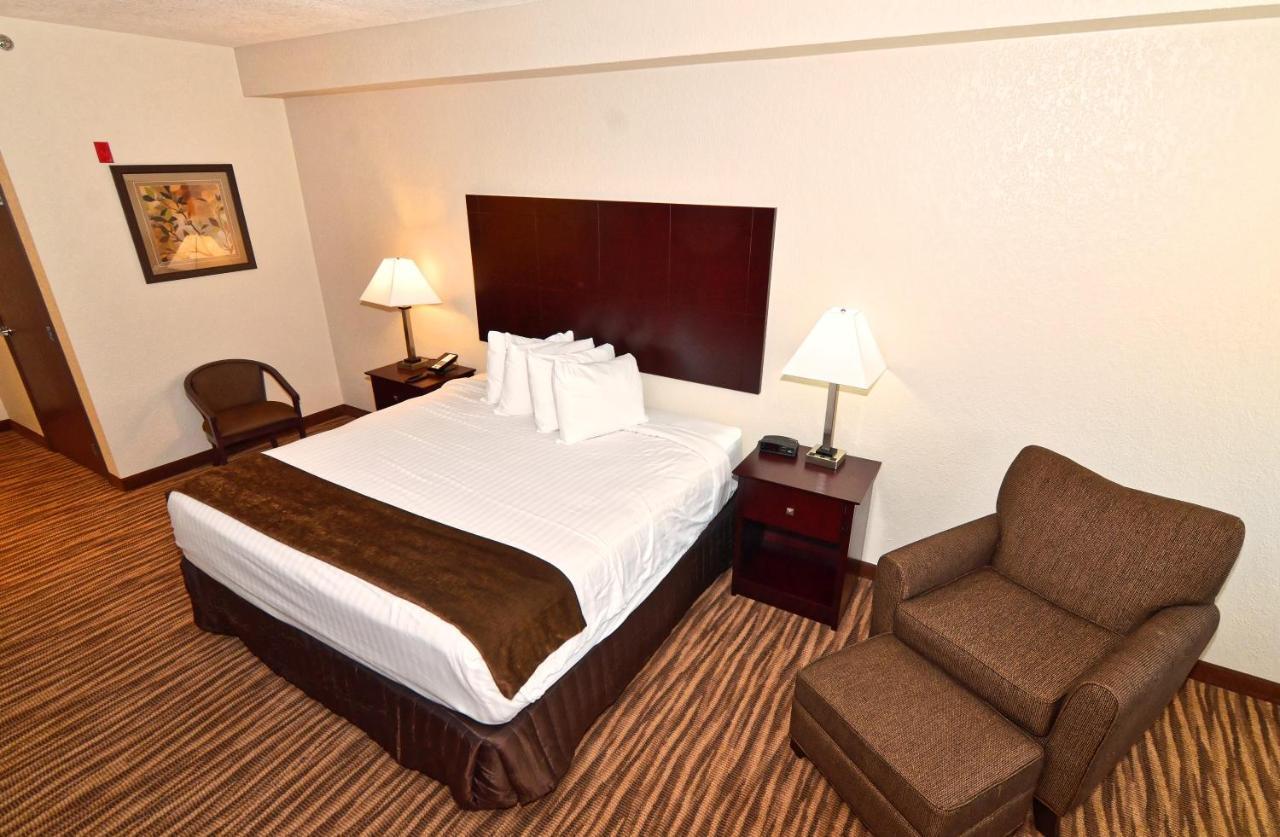 Cobblestone Inn & Suites - Clarion Bagian luar foto
