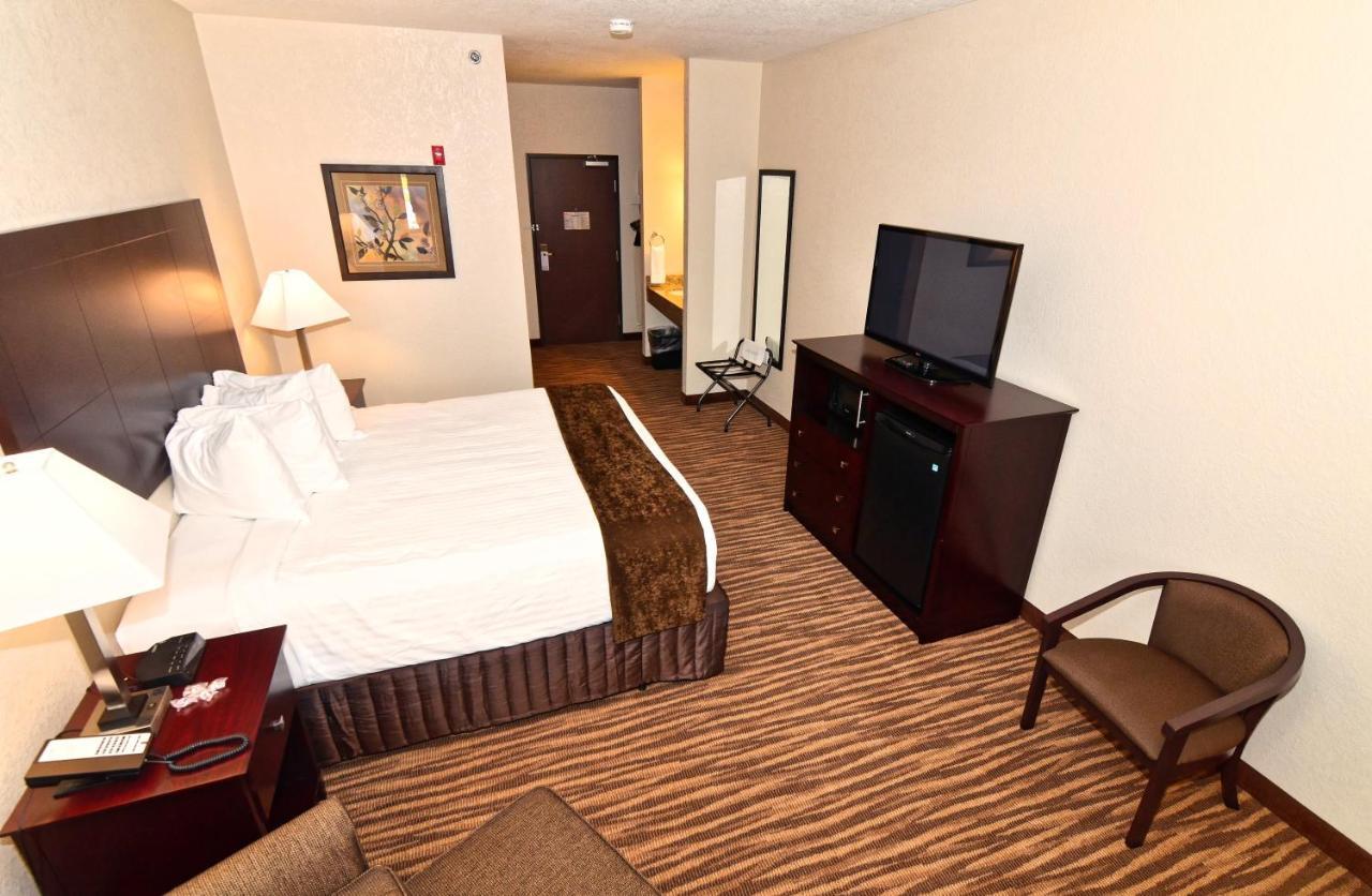 Cobblestone Inn & Suites - Clarion Bagian luar foto